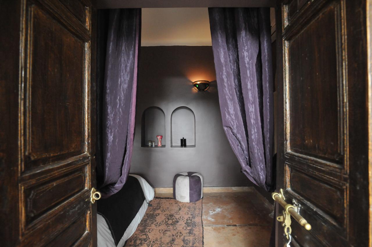 Asna Riad 3*